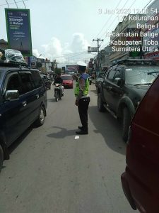 Hari Ke 3 Personil Bersama Jajaran Polres Toba Tetap Lakukan Pengaturan Arus Balik