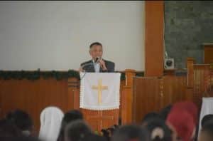 Hadiri Ibadah Natal dan Syukuran Tahun Baru, Bupati Humbahas Minta Warga Lintongnihuta Mengembangkan Produksi Pertanian dan Peternakan