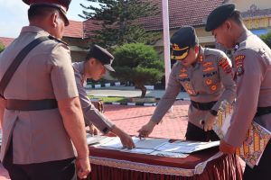 Kapolres Toba Pimpin Upacara Pelantikan Kabag Ren, Kabag SDM, Dan Kasat Binmas