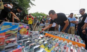 160 Mobil 90’s Style Dipamerkan Di USU, Musa Rajekshah Apresiasi Club Otomotif Medan Semakin Ramai