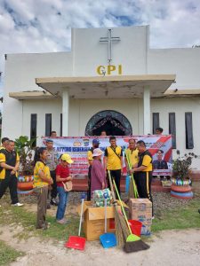 Polres Pematangsiantar Laksanakan Bakti Sosial Bersi-bersih Rumah Ibadah Menyambut HUT Bhayangkara Ke-77