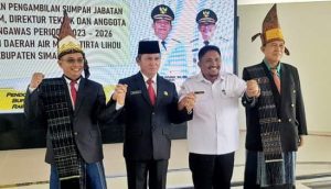 Sekda Lantik Dirtek Dan Dirum PDAM Tirta Lihou Kabupaten Simalungun Periode 2023 – 2026