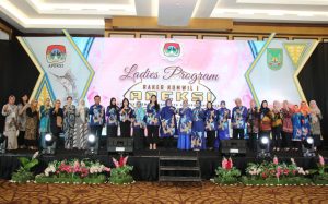 Hadiri Rangkaian Raker Komwil I APEKSI di Batam, Erizal Ginting Sampaikan Dekranasda Optimal Berdayakan UMKM