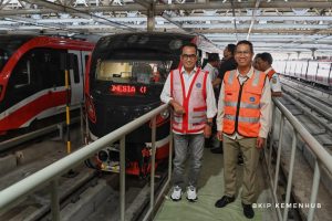 Menhub dan Pj Gubernur DKI Lakukan Inspeksi Jelang Operasional LRT Jabodebek