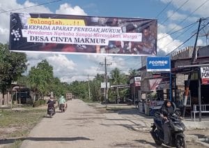 Warga Panai Hulu Bentang Spanduk Ingatkan Penegak Hukum, Maraknya Peredaran Narkoba