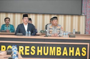 Dalam Rangka Memperingati Hari Bhayangkara Ke 77 Bupati Ikut Doa Bersama Lintas Agama di Polres Humbahas