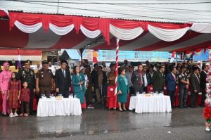 Kapolres Humbahas Sampaikan Terus Melaju Untuk Indonesia Maju Sambil Lepas Taptu dan Pawai Obor di Dolok Sanggul
