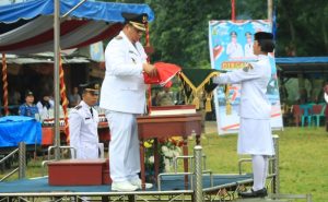 Bupati Samosir Sebagai Inspektur Upacara Pada Acara Peringatan HUT RI Ke-78