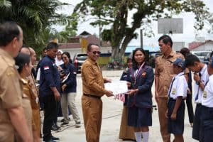 FBT Dukung SMP Negeri 1 Salak sebagai Sekolah Rujukan