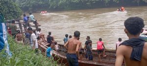 Diduga Ilusi Melihat Polisi, 1 Dari 4 Warga Pendoan Yang Lompat Kesungai Hilang Dibawa Arus