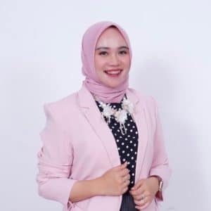 Apoteker Cantik yang Concern di Dunia Kecantikan, Mareetha Zahra