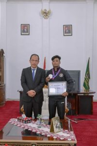 Bupati Humbahas Terima Audiensi Atlet Wushu Samuel Marbun