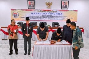 Bupati dan Ketua DPRD Humbahas Tandatangani PAPBD TA 2023 Senilai Rp 16,27 M