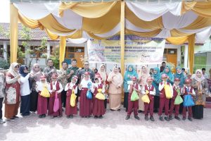 500 Anak Sekolah Dasar Diberikan Makanan Tambahan