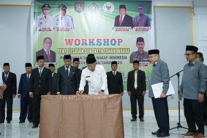 Bupati Lantik Pengurus Badan Wakaf Indonesia Kabupaten Asahan Periode 2023-2026