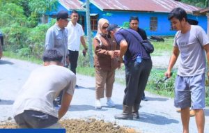 Tinjau Perbaikan Jalinsum Bilah Hilir, Plt Bupati : Kami Harap Pemprovsu Dapat Memperbaiki Jalan Labuhanbatu
