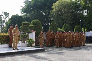 Bupati Pimpin Apel Gabungan di Lingkungan Pemkab Taput