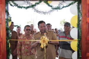 Bupati Eddy Berutu Resmikan Kantor Kepala Desa Pegagan Julu VII