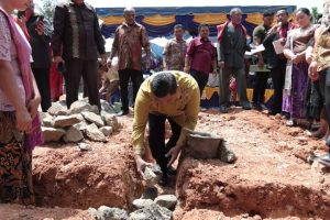 Bupati Dairi Hadiri Peletakan Batu Pertama GBKP Kuta Buluh
