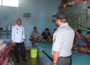 Kalapas Siborongborong Kontrol Keliling Blok Hunian Jelang Bulan Ramadan 1445 H