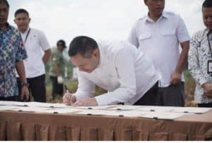 Bupati Pakpak Bharat Teken MOU Pasca Panen Food Estate