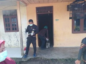 Pemkab Pakpak Bharat Berikan Fogging ke Puskesmas Salak Untuk Warganya