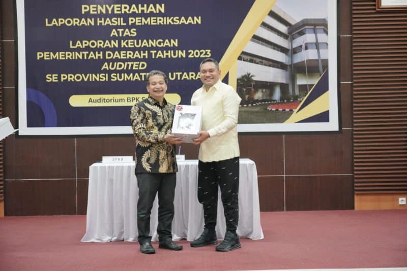 BPK RI Provsu Berikan Penghargaan Opini WTP Atas LKPD Pakpak Bharat