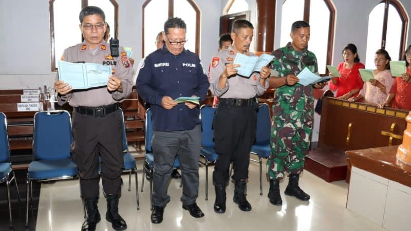 Personil Polres Labuhanbatu Ikuti Perayaan Paskah Oikumene Gereja HKBP Rantauprapat