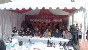 Polisi Gerebek Ruko Dijadikan Clandestine Lab Ekstasi di Medan