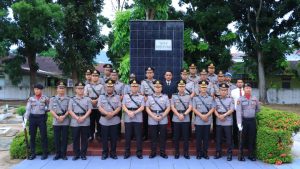 Jelang Hari Bhayangkara Ke-78, Polres Labuhanbatu Ziarah Ke Makam Pahlawan