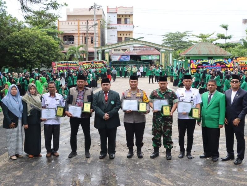 Kapolres Bernhard Malau Hadiri Upacara Milad Univa Labuhanbatu ke- 16