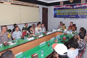 Pj Bupati dan Kapolres Dairi Tandatangani SK FLLAJ