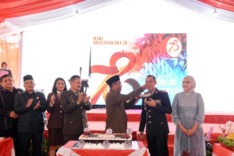 Bupati Sergai Hadiri HUT Bhayangkara Ke-78, Darma Wijaya : “ Terima Kasih, Polri Semakin Presisi”