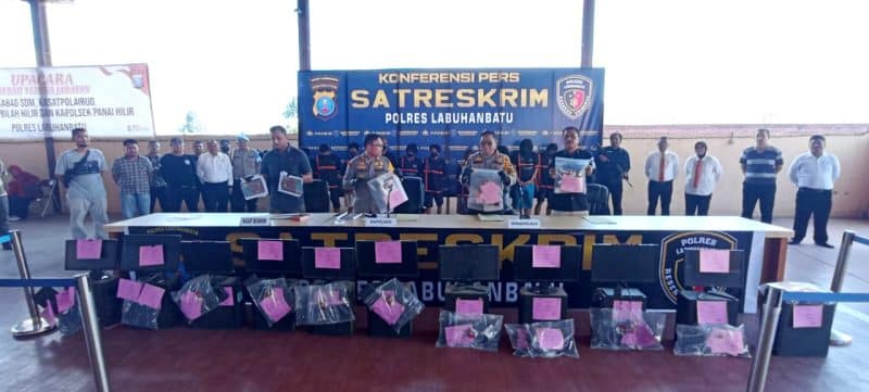Beroperasi Selama Satu Tahun, Polres Labuhanbatu Gerebek Warnet Dan Ringkus Belasan Pemain Judol