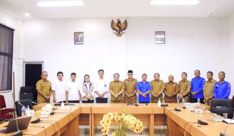 Sekdakab Labuhanbatu Tanda Tangani Serah Kelola SPAM IKK Dari Kementerian PUPR