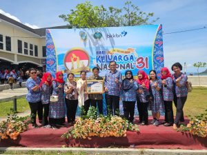 Hari Keluarga Nasional Ke-31 Prov Sumut, Wakil Bupati Pakpak Bharat dan Ketua TP PKK Hadiri Puncak Peringatan di Sibolga