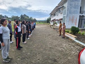 Kadisdik Kabupaten Pakpak Bharat Membuka Pusat Pelatihan Calon Paskibra di Balai Diklat Cikaok