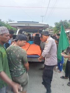 Satpolairud Polres Labuhanbatu Evakuasi Dua Nelayan Tenggelam di Perairan Tanjung Bangsi