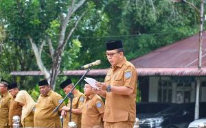 Pimpin Apel Gabungan, Ini Intruksi Asisten ll Pemkab Labuhanbatu Kepada Peserta Apel 17 OPD