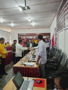 Paslon Bupati dan Wakil Bupati, Birma Sinaga – Erwin Princen Banggas Sihite, Resmi Mendaftar ke  KPU Humbahas