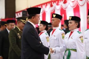 Wakil Bupati Pakpak Bharat Resmi Lantik Pasukan Pengibar Bendera Pusaka untuk Tahun 2024