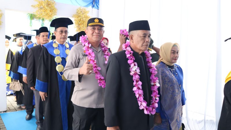 Wakapolres Hadiri Wisuda XXVI Universitas Labuhanbatu Tahun 2024