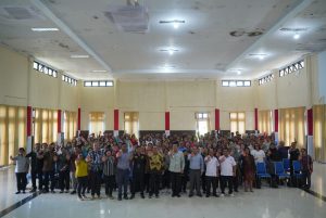 Pjs Bupati Pakpak Bharat Membuka Sosialisasi Pengelolaan Dana BOS Tingkat SMP dan SD