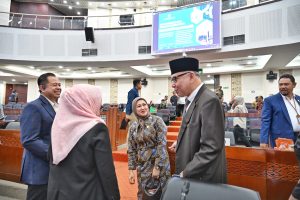 Pj Sekdaprov Sumut Hadiri Rapat Paripurna Penetapan Calon Ketua DPRD Sumut 2024-2029