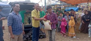 Jum’at Berkah, Pengelola Pasar Malam Saqila Santuni Anak Yatim Piatu