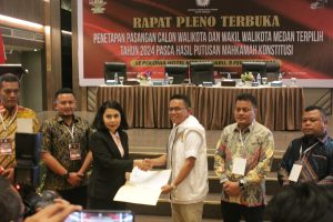 Rapat Pleno Terbuka : KPU Kota Medan Sahkan Paslon Rico-Zaki sebagai Walikota dan Wakil Walikota Periode 2025-2030