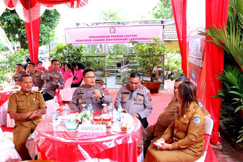Bhayangkari Cabang Labuhanbatu Launching Program Pekarangan Pangan Lestari
