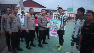 Kapolres Labuhanbatu Tutup Turnamen Futsal Kapolres Cup 2025 Tingkat SD dan SMP