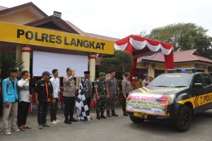 Polres Langkat Gelar Bhakti Sosial dalam Menyambut Bulan Suci Ramadhan, Bagikan 600 Paket Sembako
