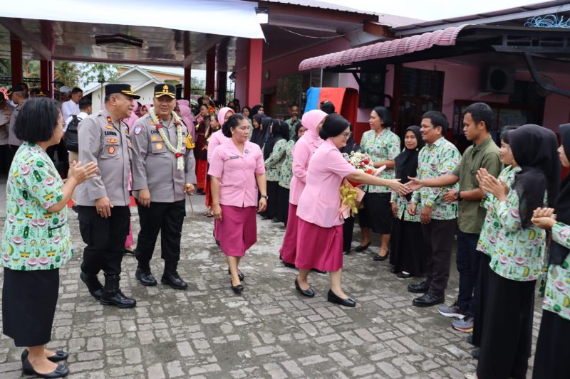 Kapolres Labuhanbatu dan Ketua Bhayangkari Kunjungi Yayasan Kemala Bhayangkari